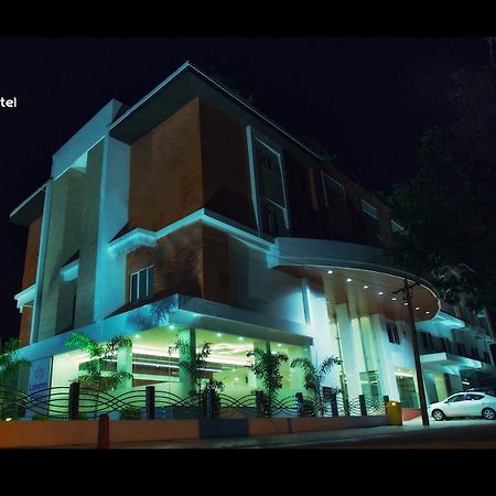 Lakshmi Hotel Thanjavur Exterior foto