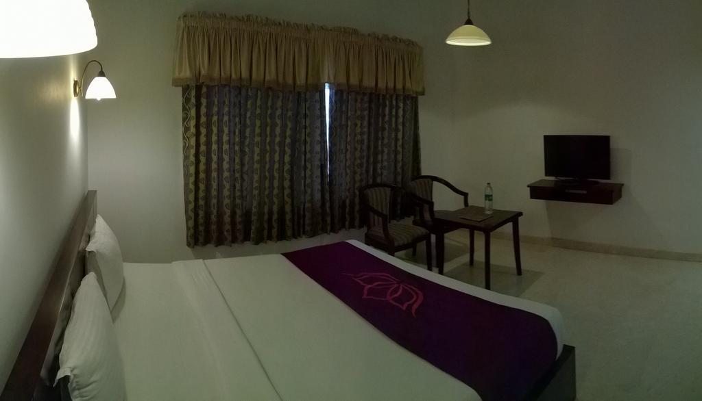 Lakshmi Hotel Thanjavur Quarto foto